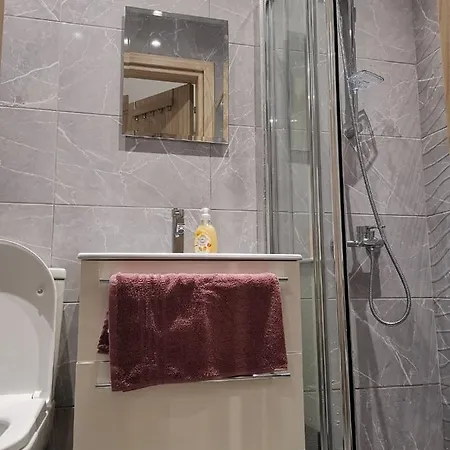 Nat's Finikoudes Beach 3 Bedroom Апартаменты Ларнака